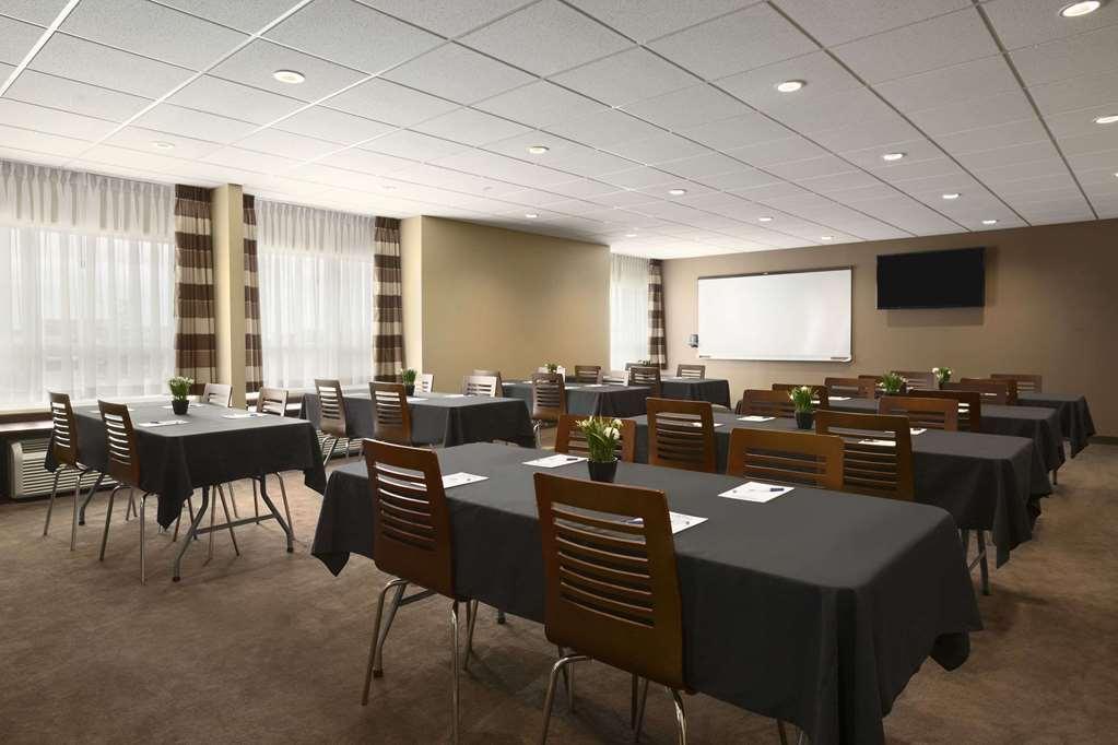Microtel Inn And Suites By Wyndham Weyburn Facilities photo